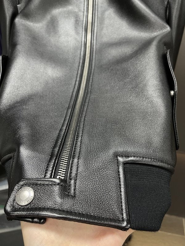 Tom Ford 스탠드칼라 가죽 자켓 001-268282