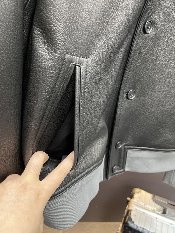 에르메스 스탠드칼라 가죽 자켓 001-268310