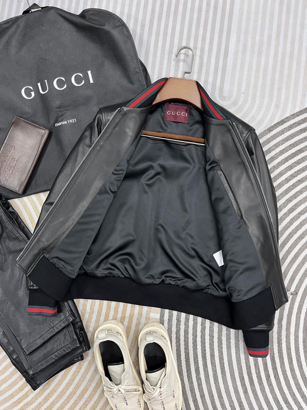Gucci 정교한 자수 작은 로고 야구 점퍼 가죽 자켓 001-268374