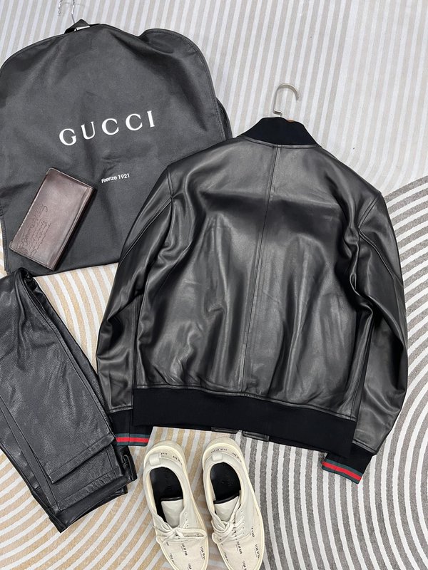 Gucci 정교한 자수 작은 로고 야구 점퍼 가죽 자켓 001-268374