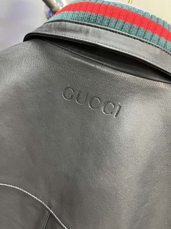 GUCCI 가을겨울 식물성 무두질 가죽 자켓 001-268384