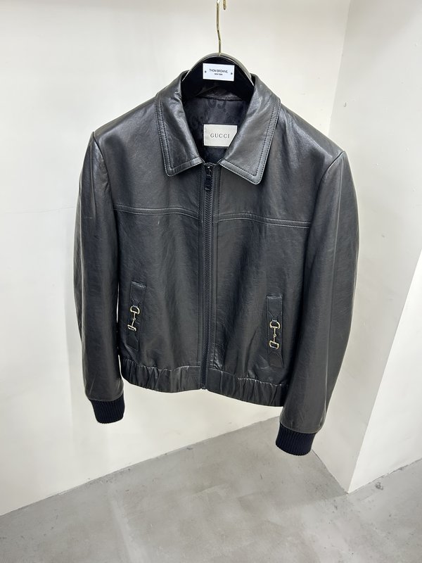 구찌 가을겨울 신상 남성용 빈티지 가죽 자켓 001-268386