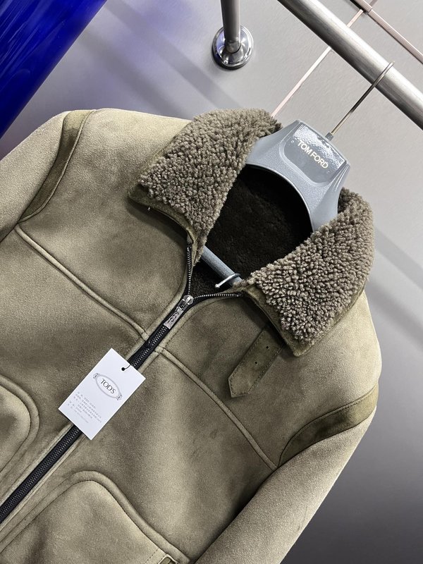 TODS 양모피 일체형 숏 가죽 점퍼 001-268401