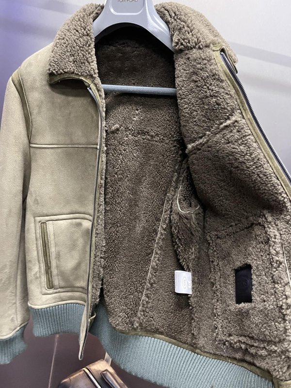 TODS 양모피 일체형 숏 가죽 점퍼 001-268401