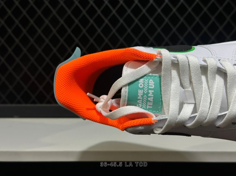Nike Air Force 1 로우 탑 캐주얼 스니커즈 001-269385