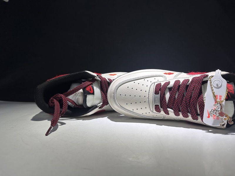 Nike Air Force 1 로우탑 스니커즈 뉴이어 001-269444