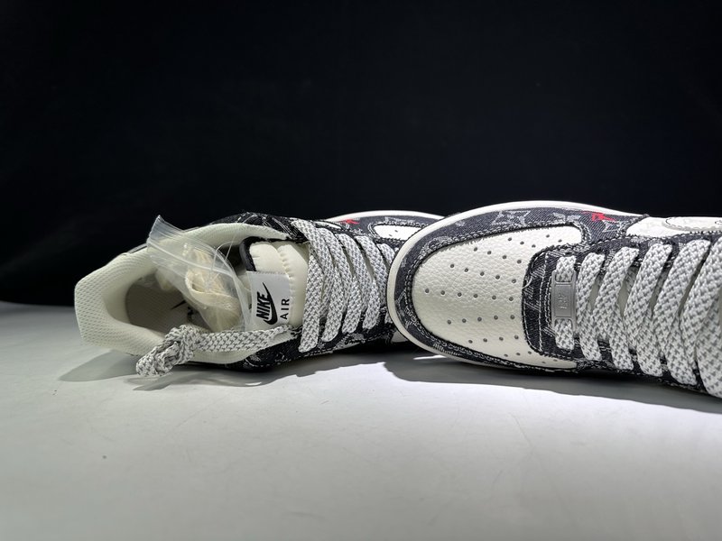 LV 협업 Nike Air Force 1 로우탑 스니커즈 001-269483
