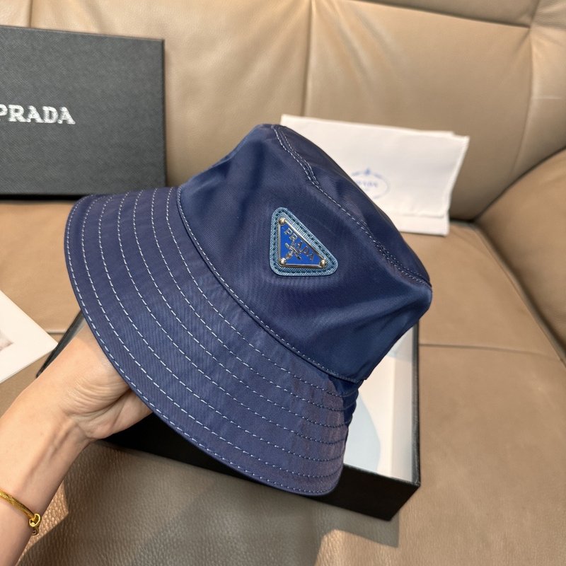 Prada 버킷햇 클래식 역삼각형 메탈 로고 001-269988