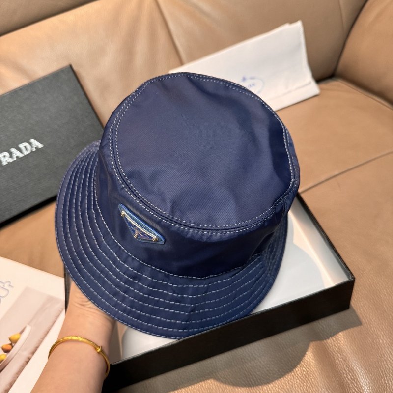 Prada 버킷햇 클래식 역삼각형 메탈 로고 001-269988