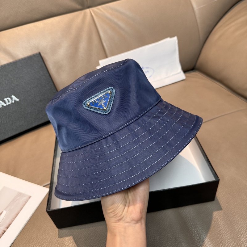 Prada 버킷햇 클래식 역삼각형 메탈 로고 001-269988