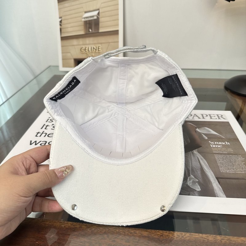 Balenciaga 레터 볼캡 001-270553