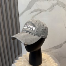 발렌시아가 워시드 코튼 볼캡 001-270556
