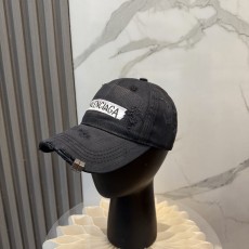 발렌시아가 워시드 코튼 볼캡 001-270557