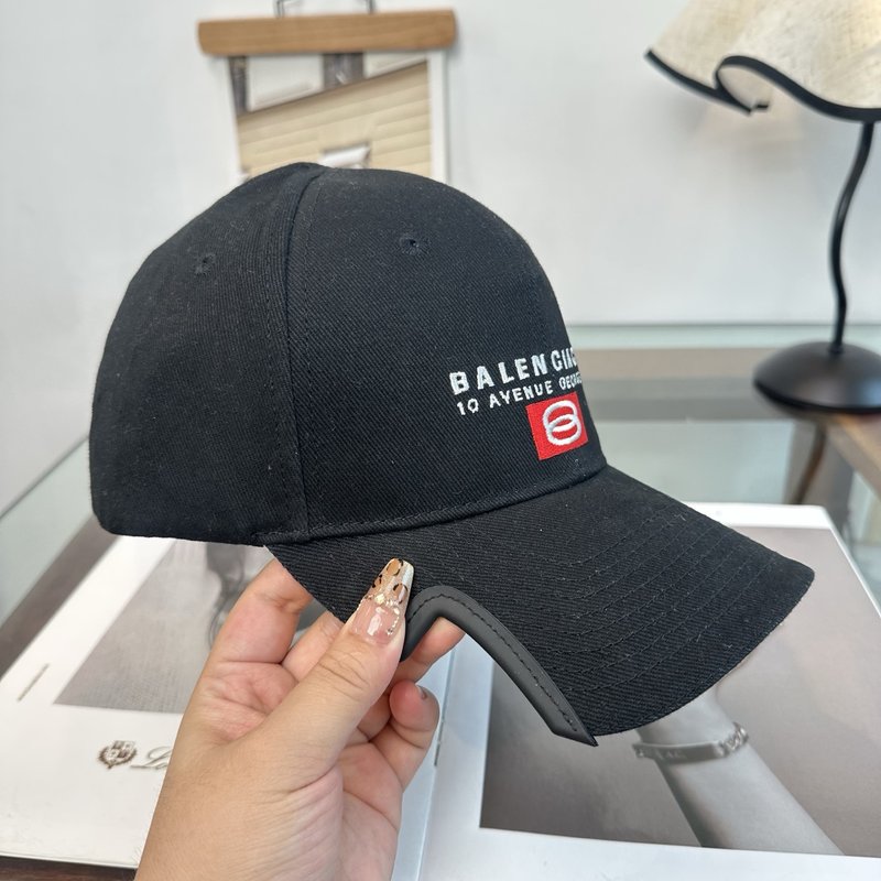 발렌시아가 레터 야구모자 001-270576