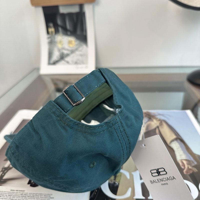 발렌시아가 레터링 야구모자 001-270579
