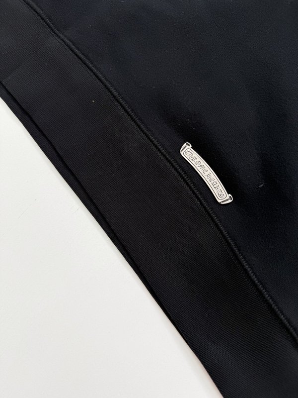 크롬하츠 고딕 레터링 자수 후드티 001-270638