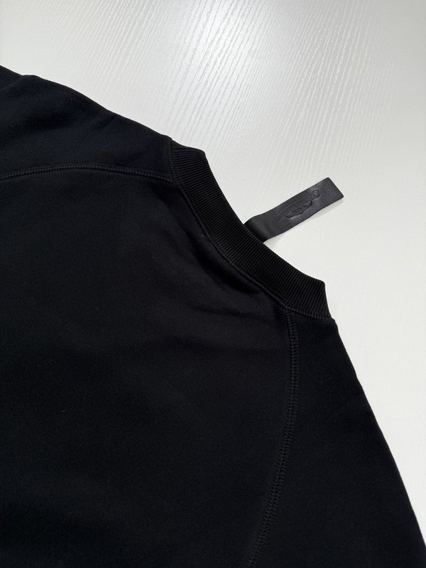 크롬하츠 고딕레터 자수 크루넥 스웨트셔츠 001-270641