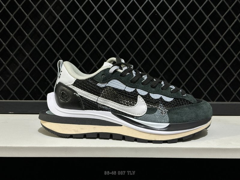 나이키 Vaporwaffle Sacai 레트로 운동화 001-270666