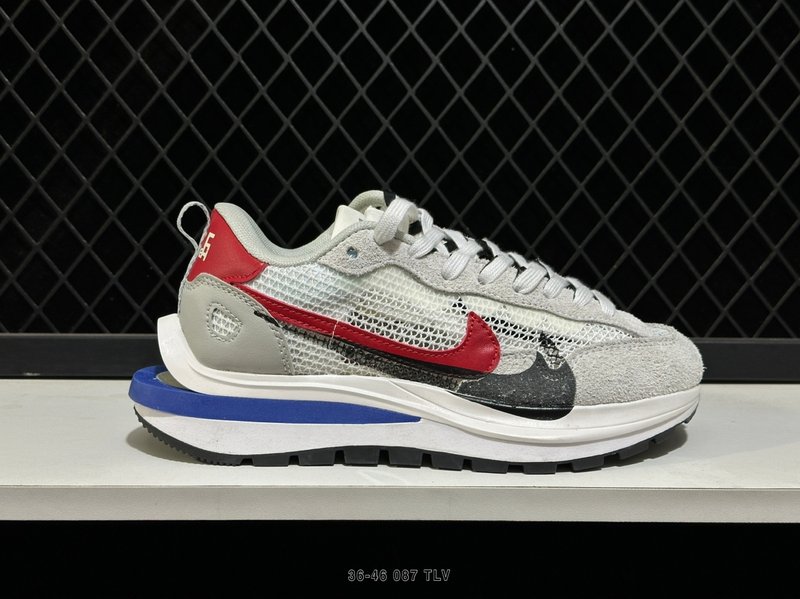나이키 Vaporwaffle Sacai 화이트 블랙 레 001-270667