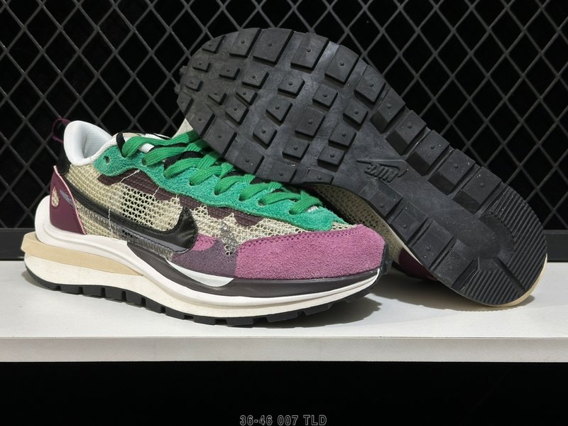 나이키 Vaporwaffle Sacai 와플 레트로 캐 001-270670