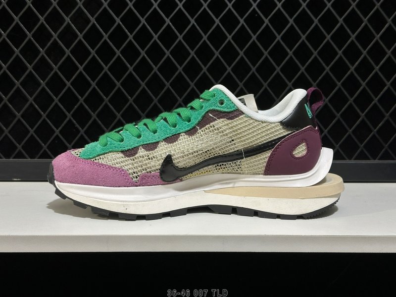나이키 Vaporwaffle Sacai 와플 레트로 캐 001-270670