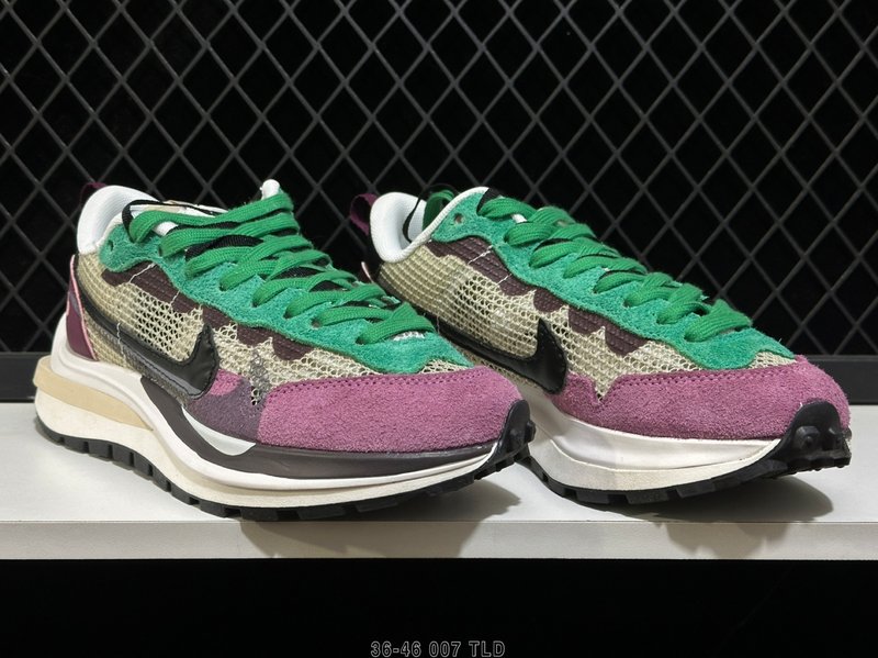 나이키 Vaporwaffle Sacai 와플 레트로 캐 001-270670