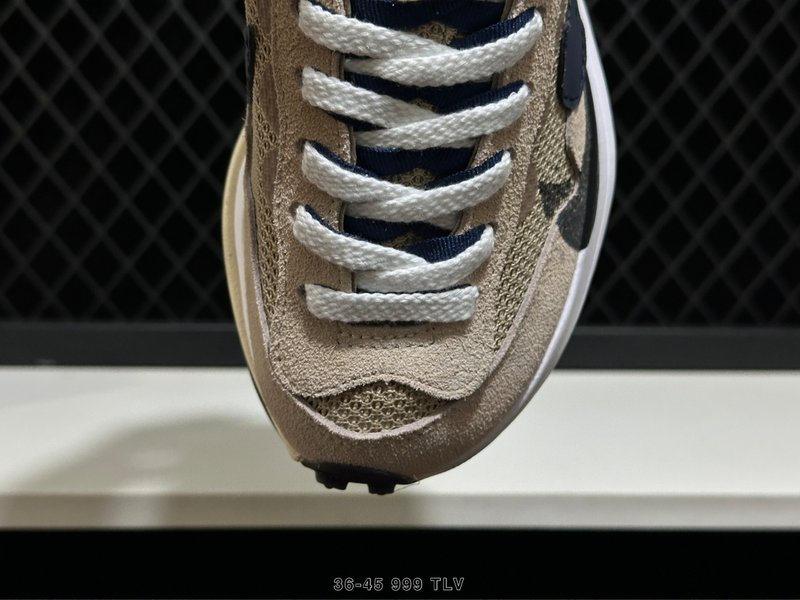 나이키 사카이 x 나이키 페가수스 베이퍼플라이 SP 001-270671