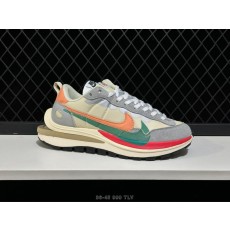 나이키 사카이 콜라보 러닝화 001-270673