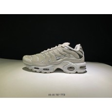 Nike Air Max Plus TN x Supreme 001-270680