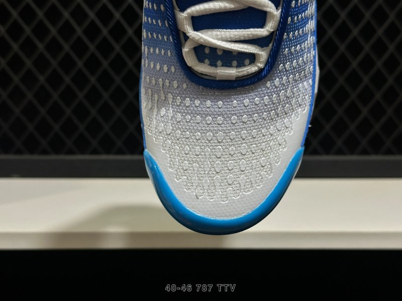 나이키 에어 맥스 플러스 러닝화 001-270688