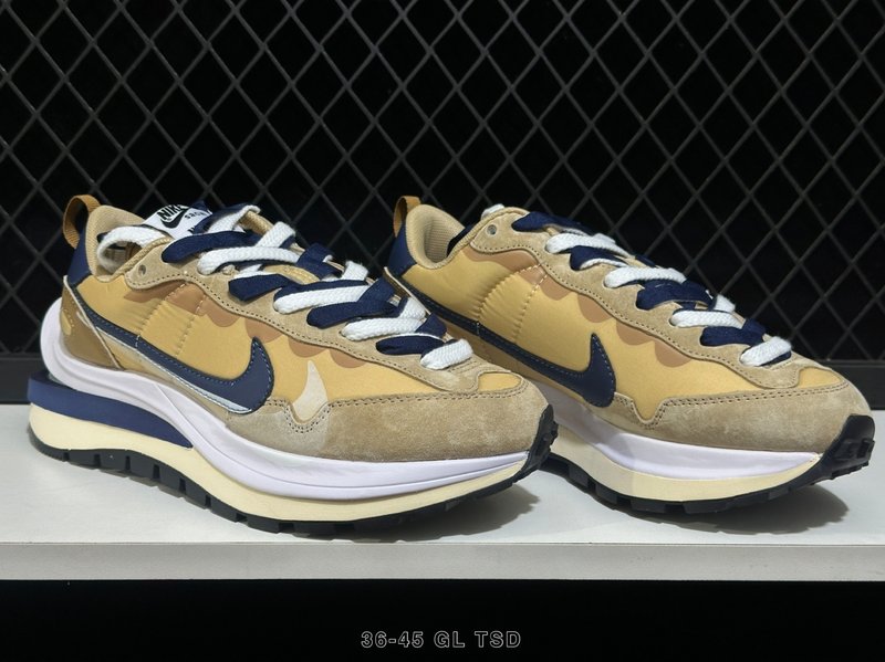나이키 Sacai X Nike Vaporfly SP 001-270694