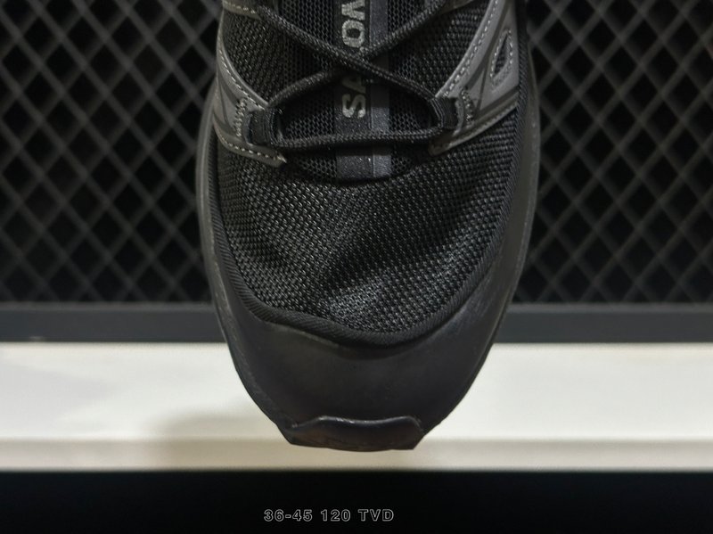 SALOMON 메쉬 미끄럼 방지 로우탑 라이프 스니커즈 001-270771