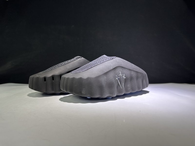 Nocta x Nike Mind 001 마사지 슬리퍼 001-270804