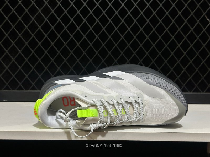 아디다스 ADIZERO EVO SL 경량 러닝화 001-270923