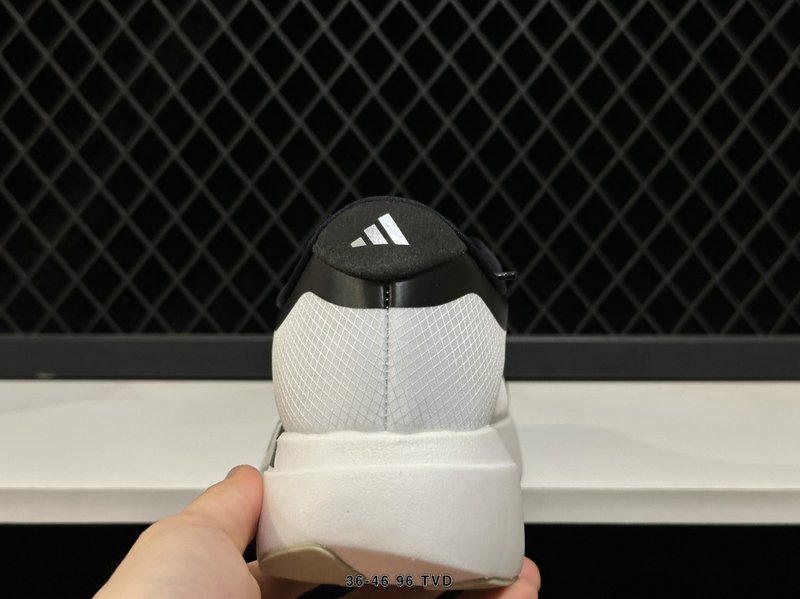 아디다스 ADIZERO EVO SL 로우탑 러닝화 001-270926