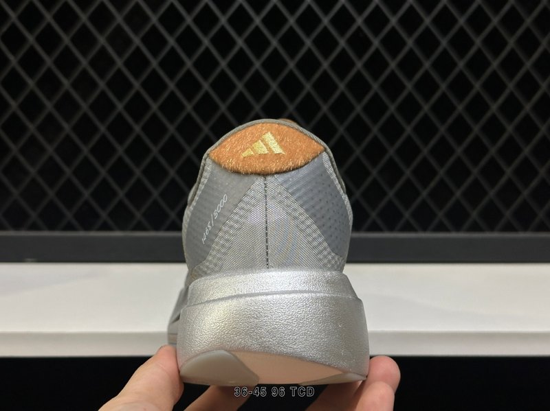아디다스 Adizero Evo SL 캐주얼 러닝화 001-270928