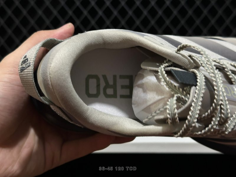 아디다스 아디제로 에보 SL ATR 러닝화 001-270942