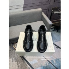 알렉산더 맥퀸 와이드 운동화 001-271155