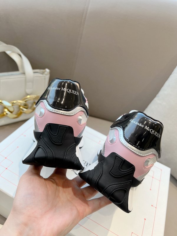 알렉산더 맥퀸 스프린트 러닝화 001-271168