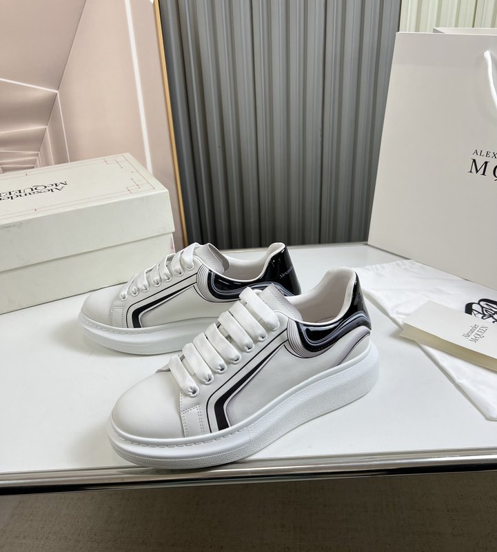 Alexander McQueen 커플 스니커즈 001-271196