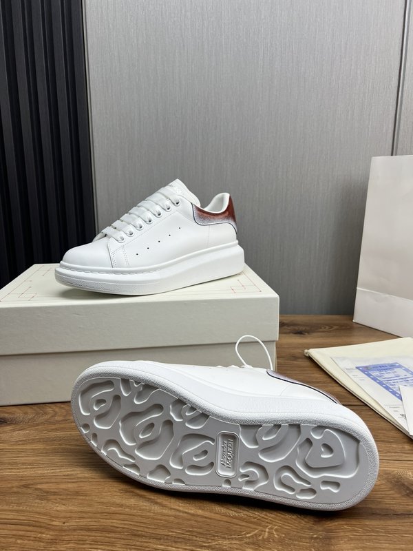 Alexander McQueen 커플 스니커즈 001-271202