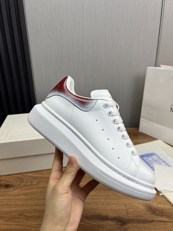 Alexander McQueen 커플 스니커즈 001-271202