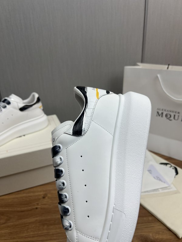 Alexander McQueen 커플 캐주얼 신발 001-271206