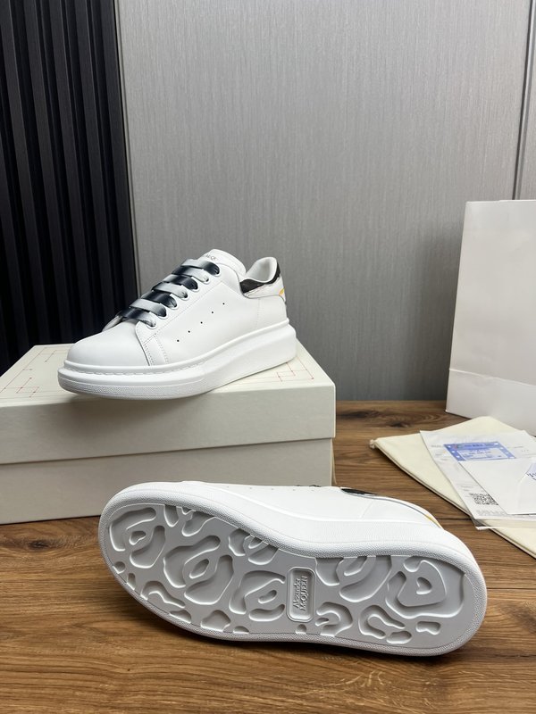 Alexander McQueen 커플 캐주얼 신발 001-271206