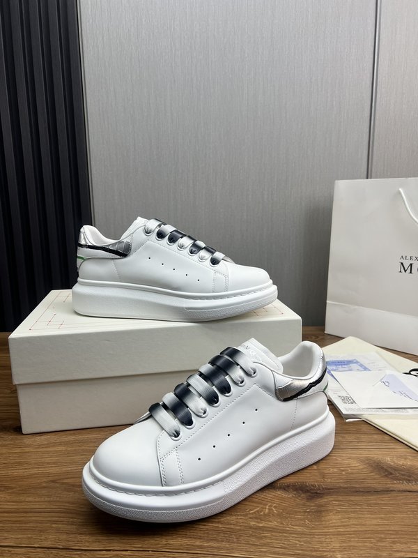 Alexander McQueen 남녀공용 캐주얼 스니커즈 001-271207