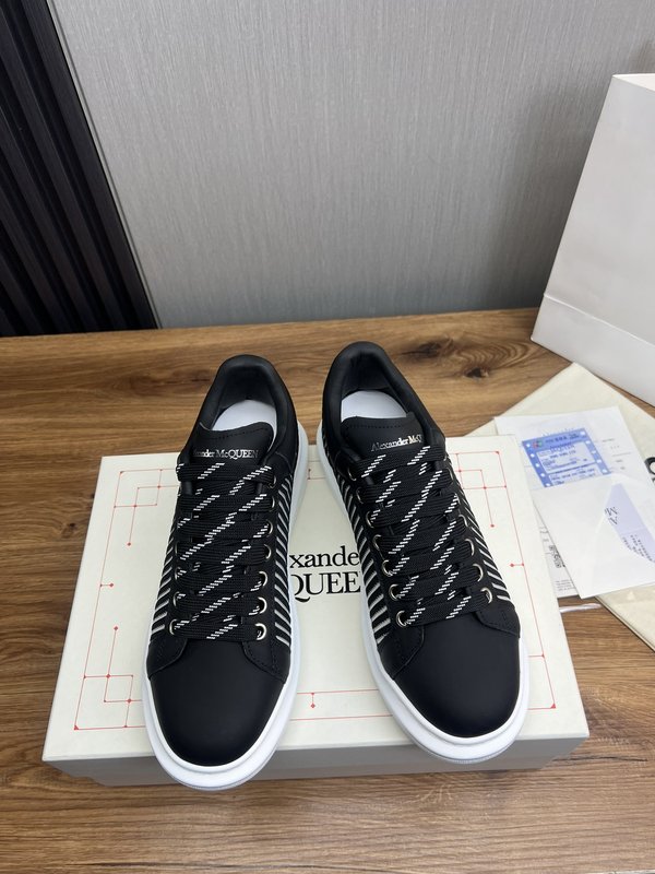Alexander McQueen 커플 스니커즈 001-271212