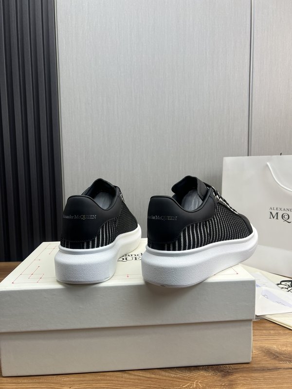 Alexander McQueen 커플 스니커즈 001-271212