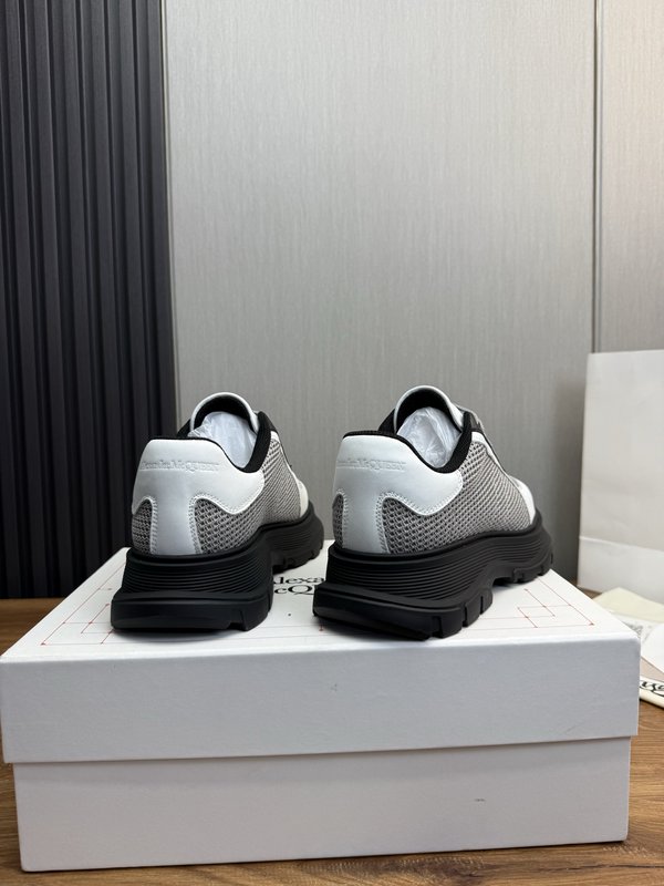 Alexander McQueen 커플 스니커즈 001-271244