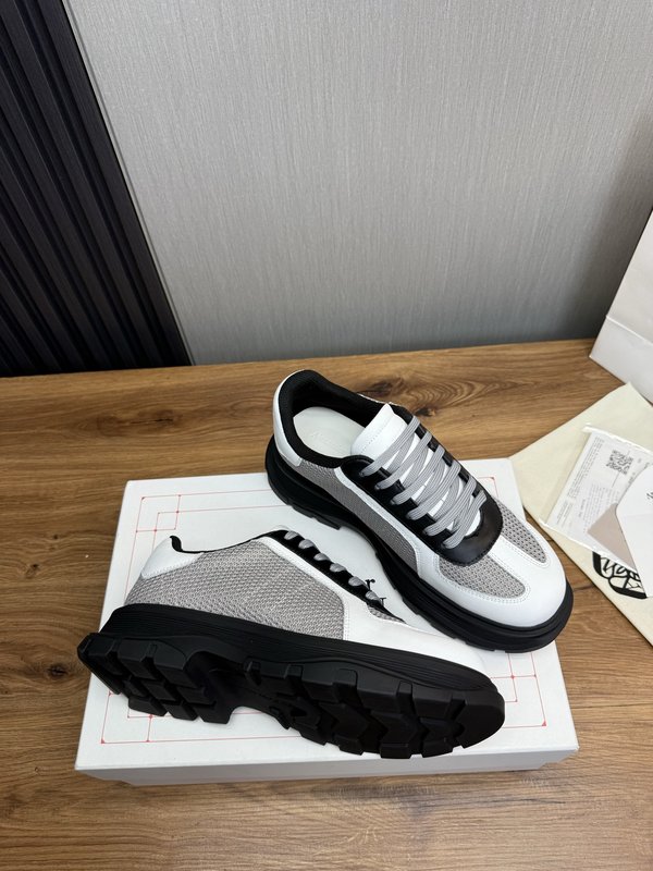 Alexander McQueen 커플 스니커즈 001-271244