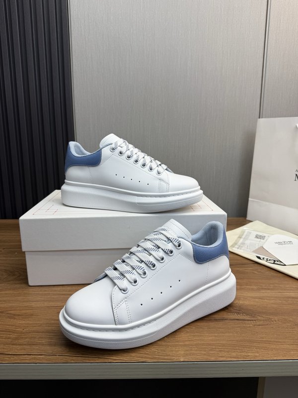 Alexander McQueen 커플 스니커즈 001-271252